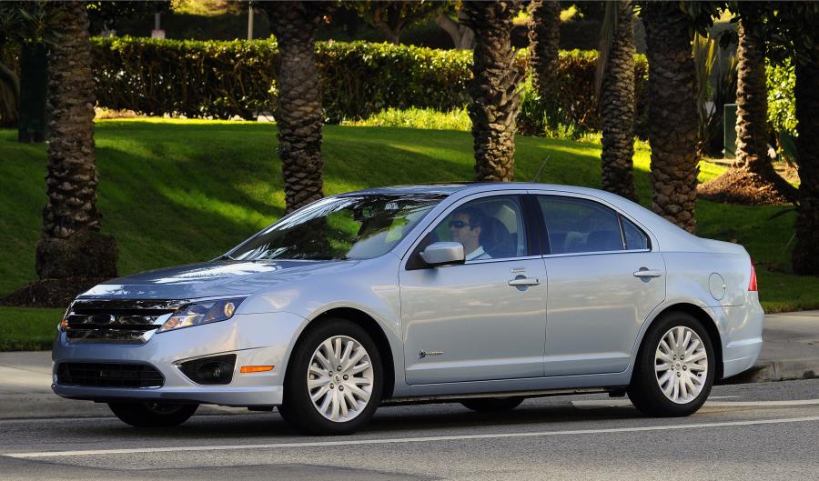  Ford Fusion America 2010 года  (фото 6 из 9)